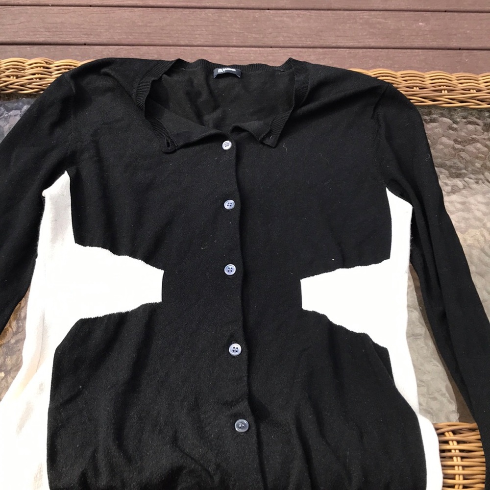 Jill Sander... Black and white sweater🌺